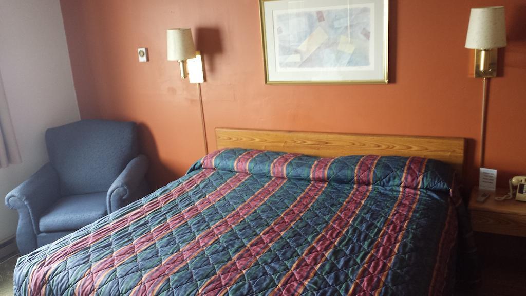 Marshfield 7 Star Motel מראה חיצוני תמונה